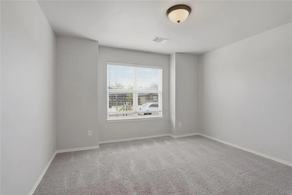 Photo 17 — 3044 Wister Road, Norman, OK 73069