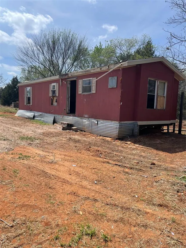 Front exterior — 29360 Fishmarket Road, Macomb, OK 74852