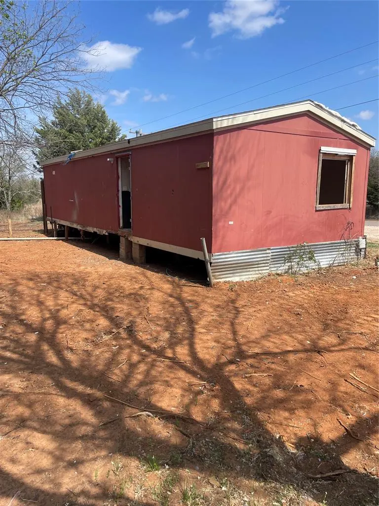 Photo 4 — 29360 Fishmarket Road, Macomb, OK 74852