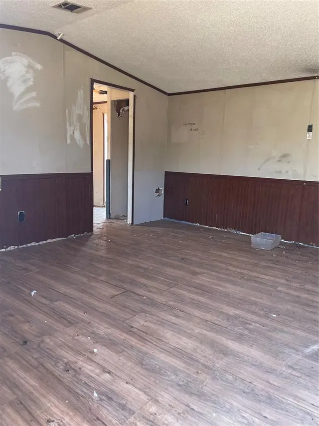 Photo 8 — 29360 Fishmarket Road, Macomb, OK 74852