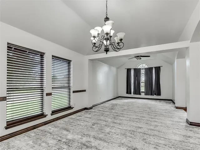Photo 8 — 18501 El Greco Drive, Edmond, OK 73012
