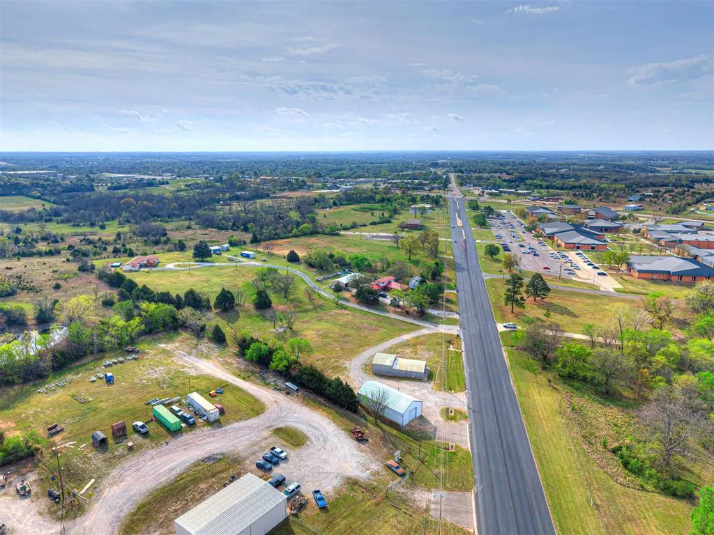 Photo 13 — 2908 N Highway 3 Highway, Seminole, OK 74868