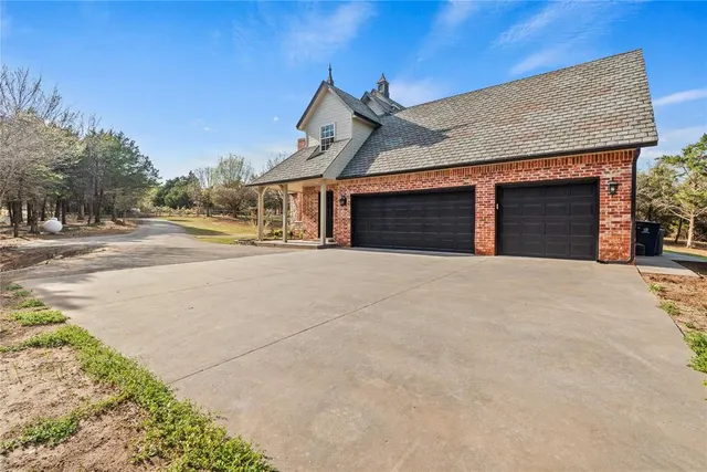 Photo 5 — 10212 Fawn Trail Road, Mustang, OK 73064