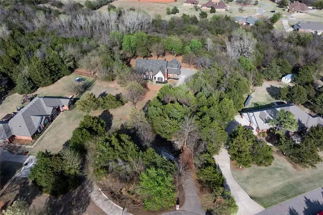 Photo 2 — 10212 Fawn Trail Road, Mustang, OK 73064
