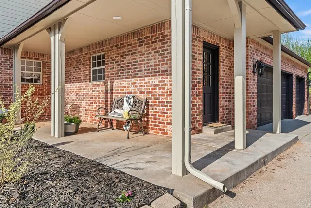 Photo 4 — 10212 Fawn Trail Road, Mustang, OK 73064