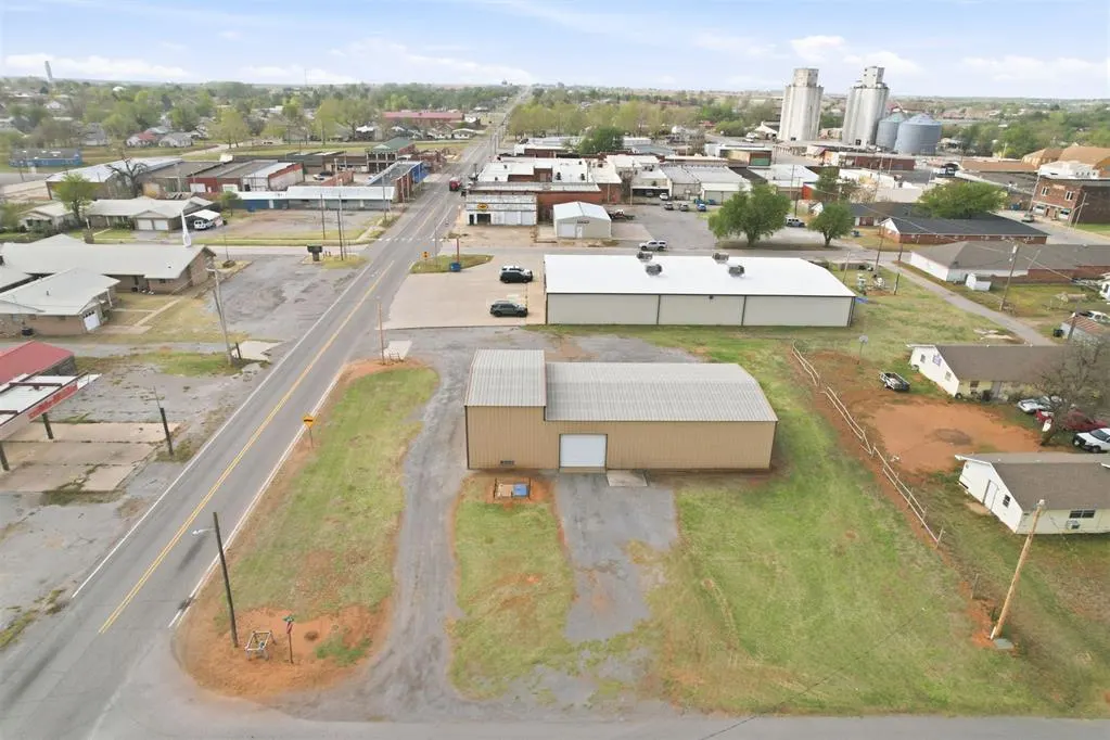 Photo 20 — 120 N Carnegie Street, Carnegie, OK 73015