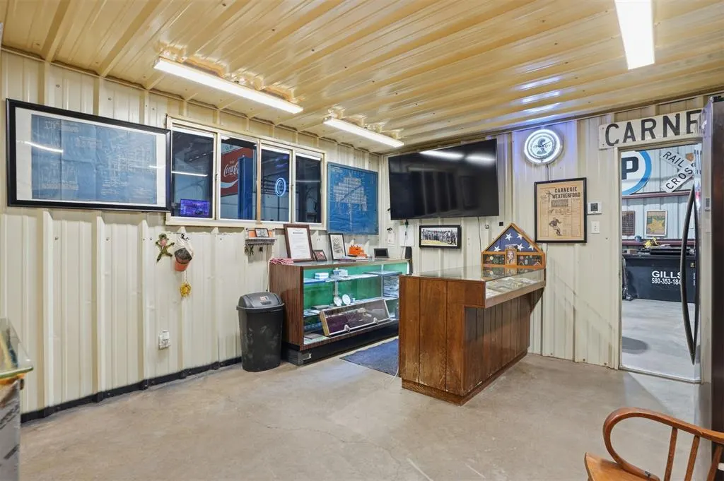 Photo 23 — 120 N Carnegie Street, Carnegie, OK 73015