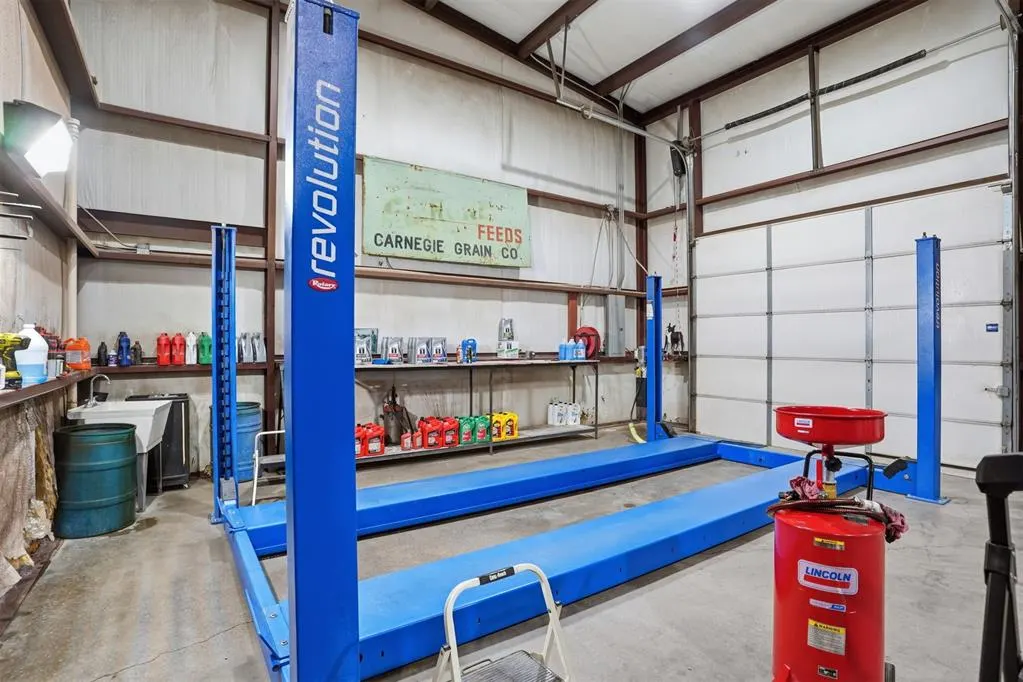 Photo 28 — 120 N Carnegie Street, Carnegie, OK 73015