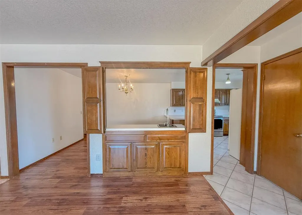 Photo 10 — 3908 NW 68th Street, Oklahoma City, OK 73116