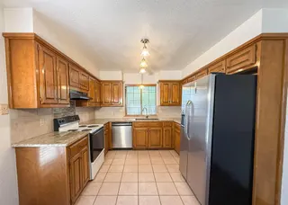 Sold home at 7019 N Spinnaker Lane