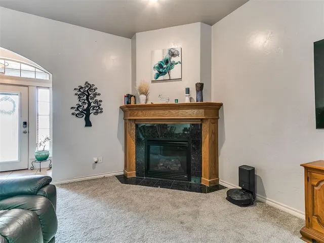 Photo 6 — 10801 NW 118th Place, Yukon, OK 73099
