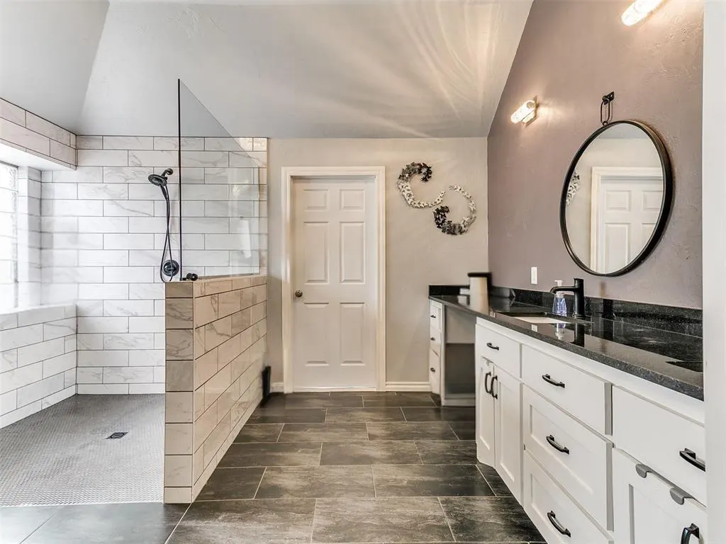 Photo 21 — 10801 NW 118th Place, Yukon, OK 73099