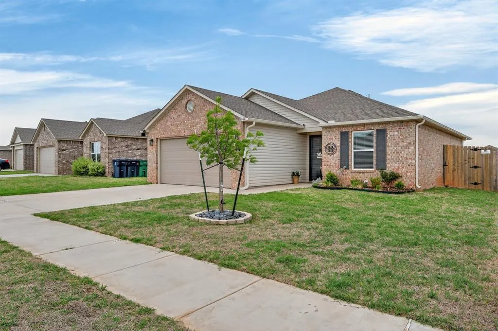 Photo 28 — 11613 NW 95th Street, Yukon, OK 73099