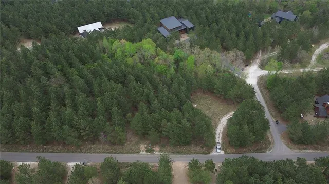 Photo 4 — 113 Weeping Willow Trail, Broken Bow, OK 74728