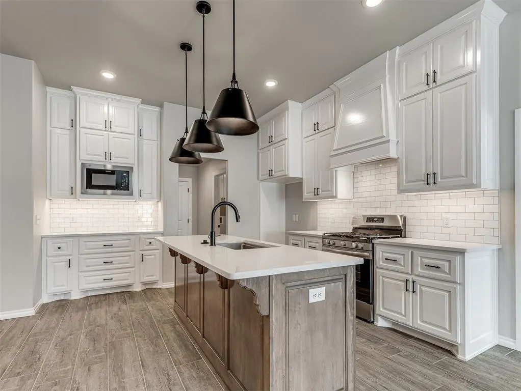 Photo 14 — 8401 Hazelwood Way, Edmond, OK 73034