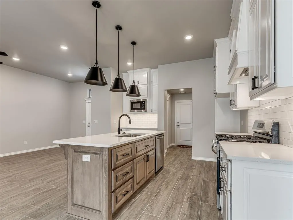 Photo 15 — 8401 Hazelwood Way, Edmond, OK 73034