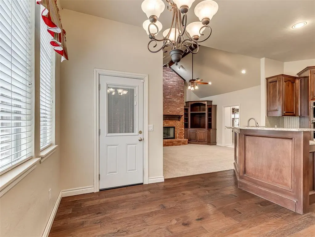 Photo 13 — 1501 Inwood Circle, Edmond, OK 73013