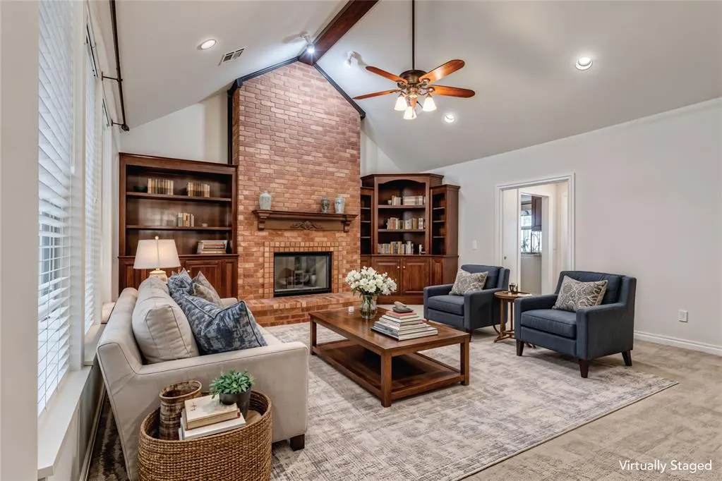 Photo 4 — 1501 Inwood Circle, Edmond, OK 73013