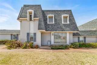 Sold home at 11329 N May Avenue