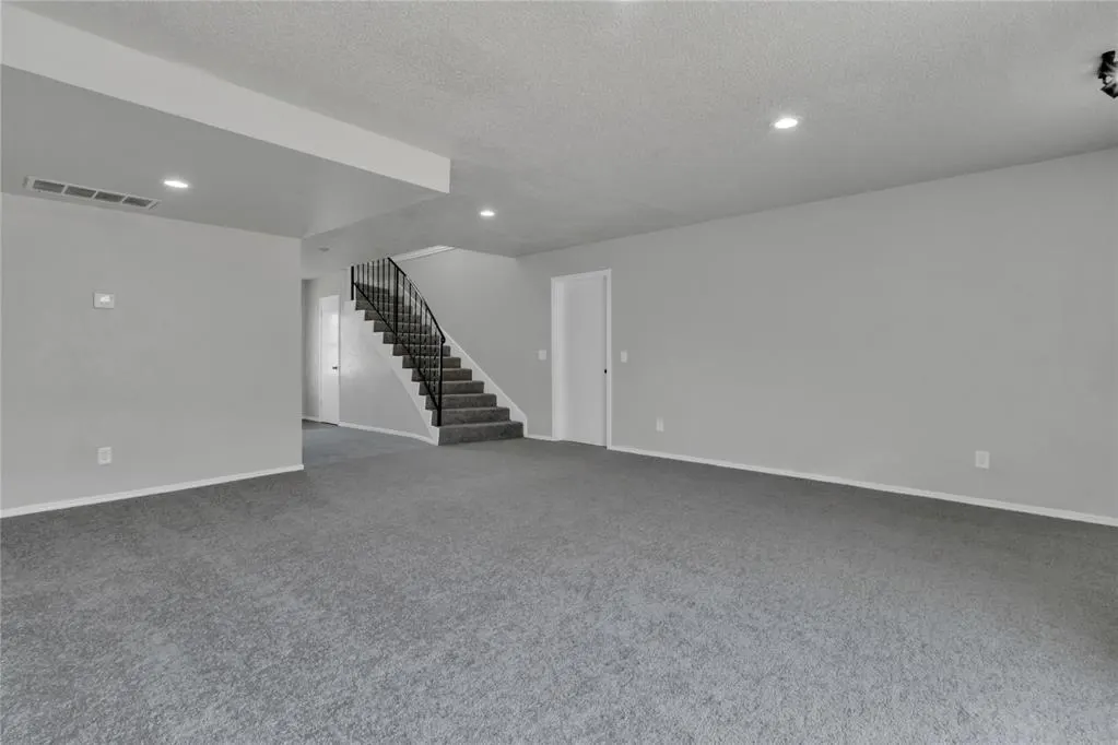 Photo 10 — 11329 N May Avenue, Oklahoma City, OK 73120