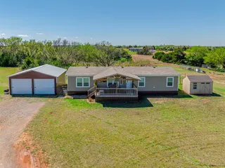 Sold home at 8600 Briarwood Drive