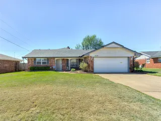 Sold home at 2529 Edgewood Drive
