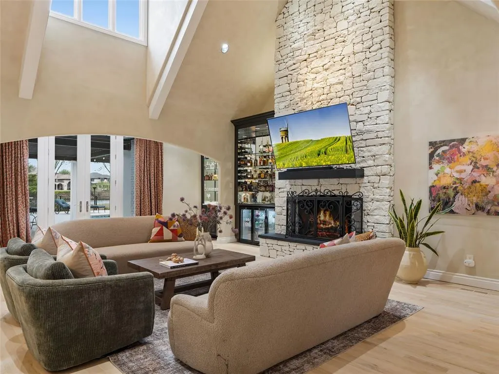 Photo 13 — 5100 Wisteria Drive, Oklahoma City, OK 73142
