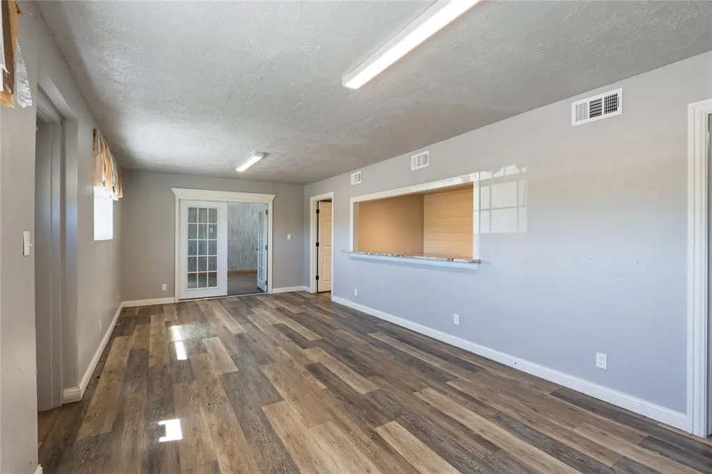 Photo 7 — 14 Oak Drive, Shawnee, OK 74804