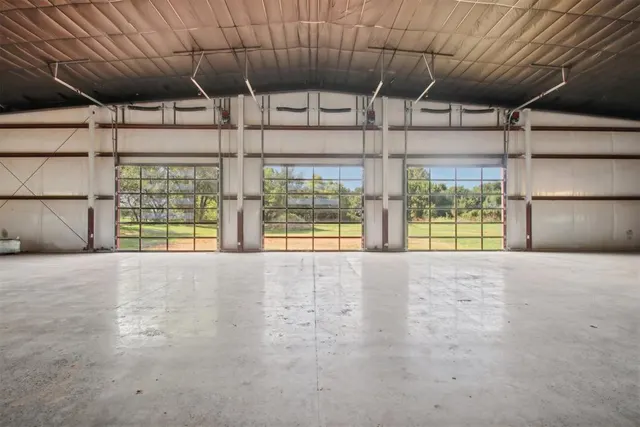 Photo 2 — 4011 S Western Avenue, Norman, OK 73072