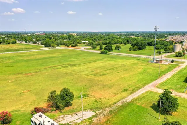 Photo 3 — 10600 SE 29th Street, Oklahoma City, OK 73130