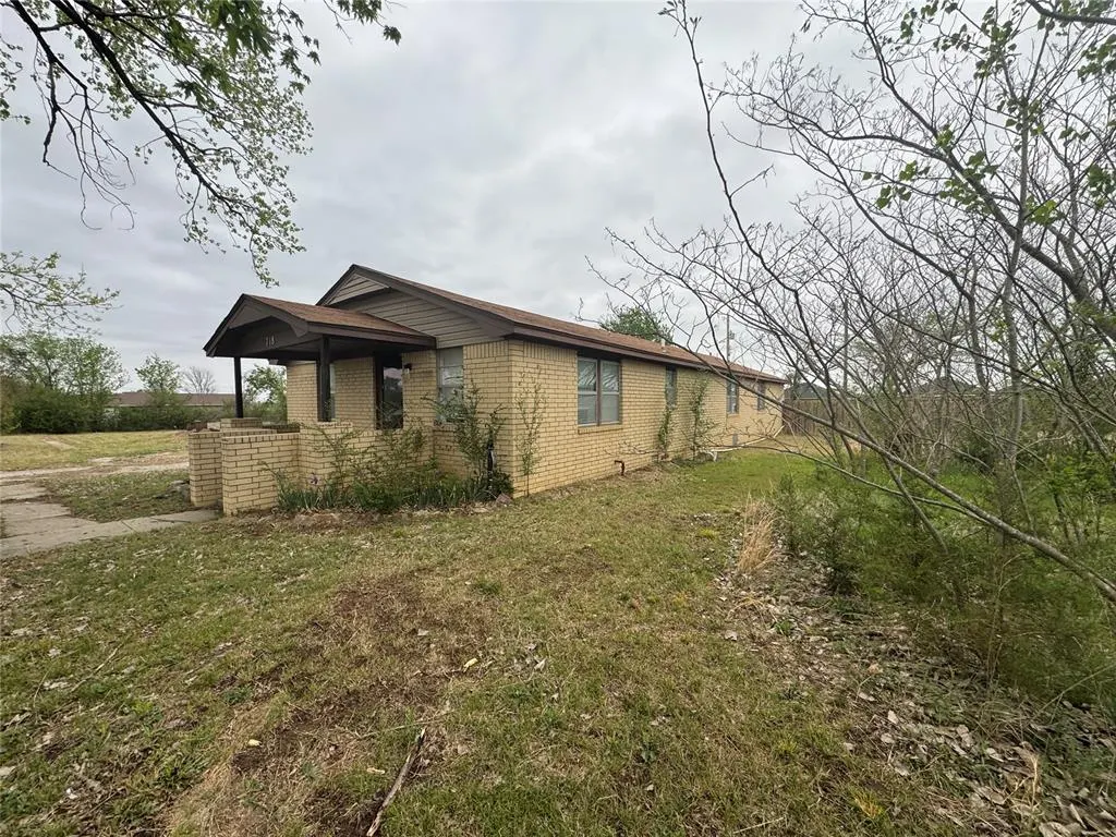 Photo 3 — 718 Ideal Street, Seminole, OK 74868