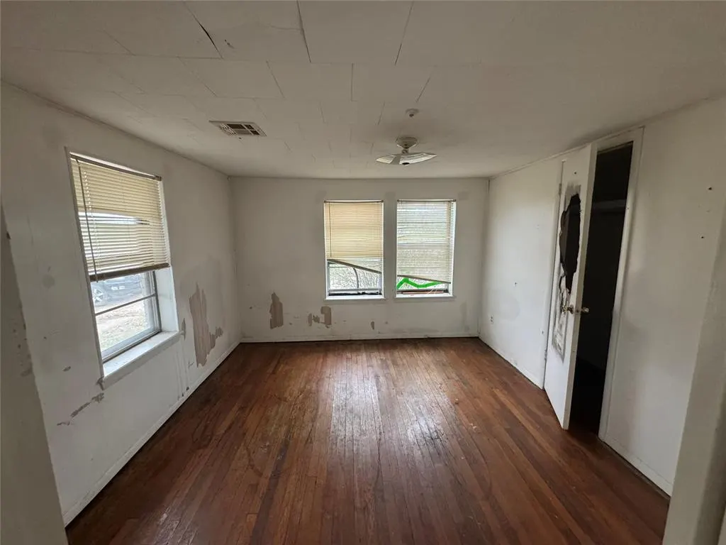 Photo 9 — 718 Ideal Street, Seminole, OK 74868