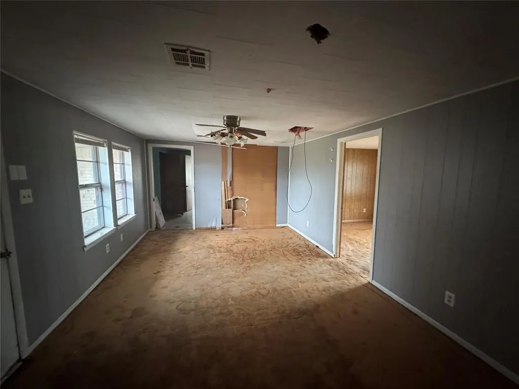 Photo 12 — 718 Ideal Street, Seminole, OK 74868