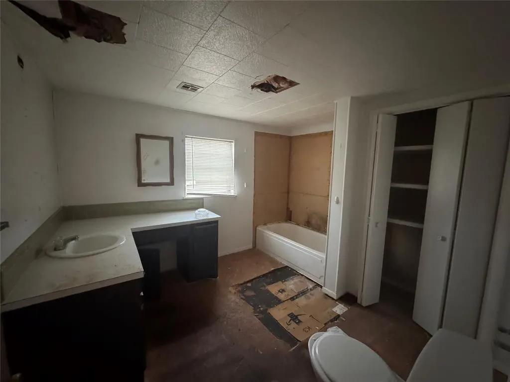 Photo 14 — 718 Ideal Street, Seminole, OK 74868