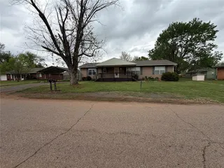 Sold home at 904 4th Street