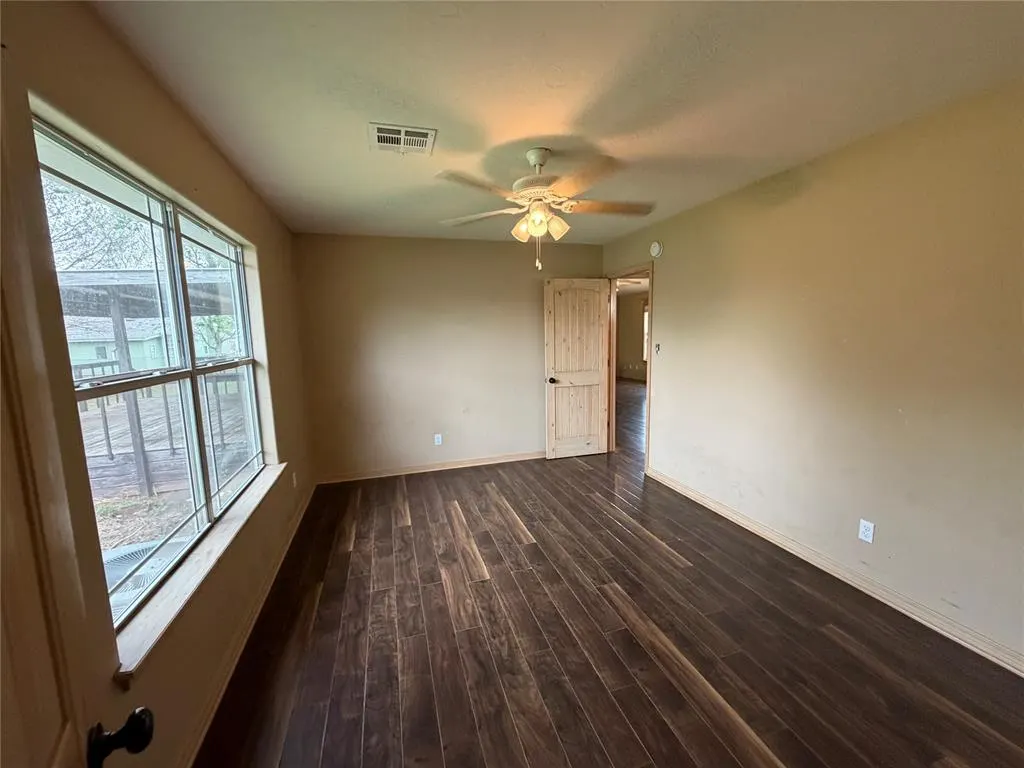 Photo 16 — 904 4th Street, Maysville, OK 73057