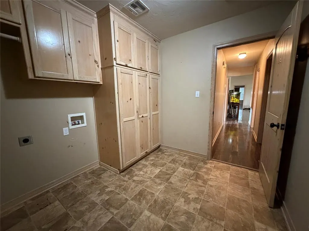 Photo 25 — 904 4th Street, Maysville, OK 73057