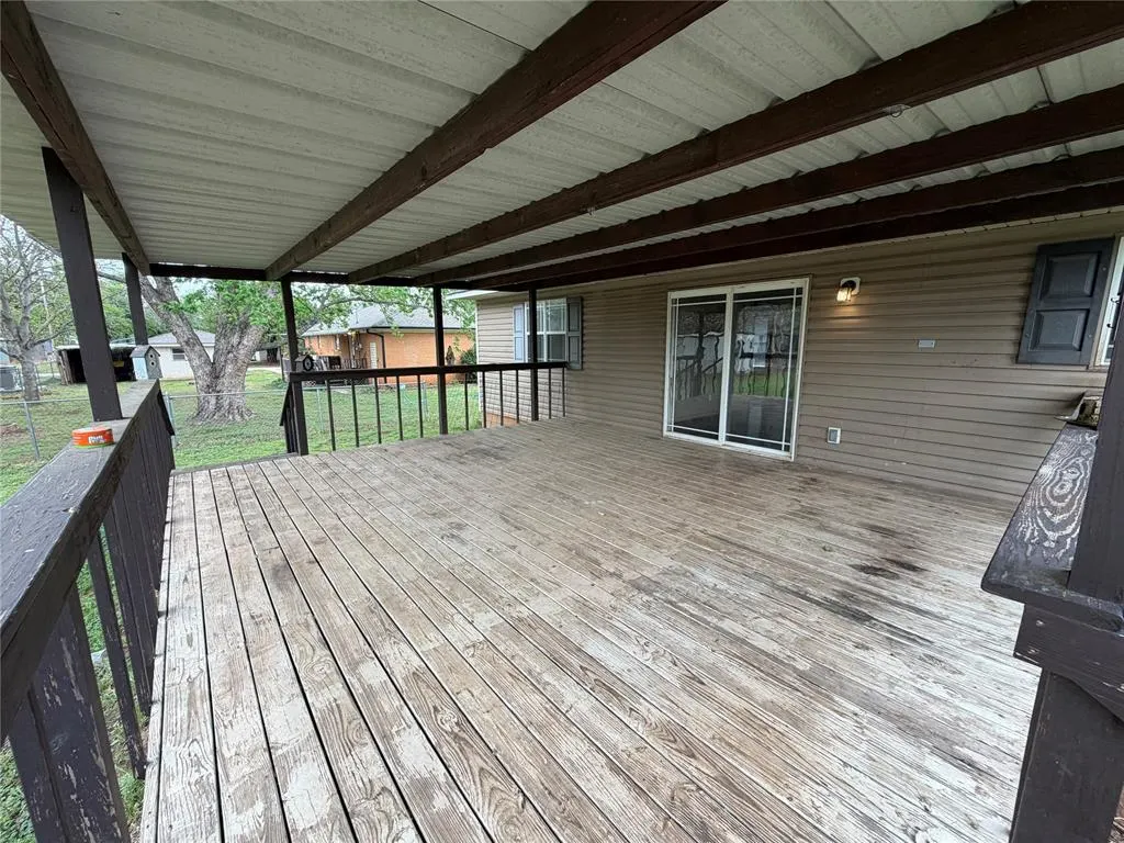 Photo 27 — 904 4th Street, Maysville, OK 73057