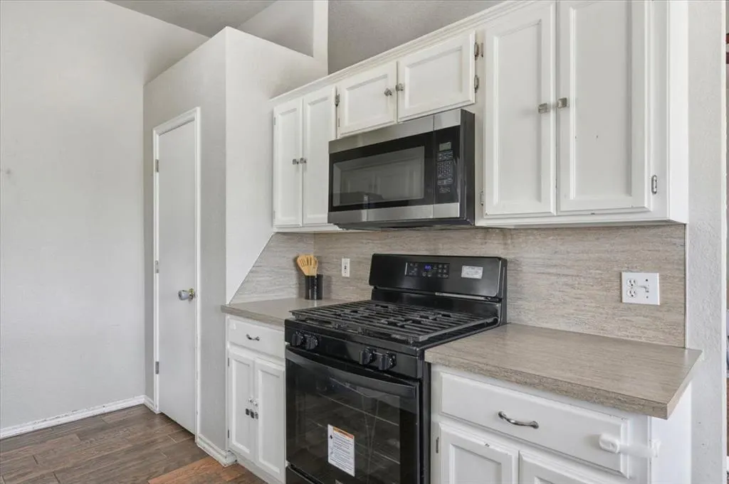 Photo 14 — 10304 Lighthouse Court, Oklahoma City, OK 73159
