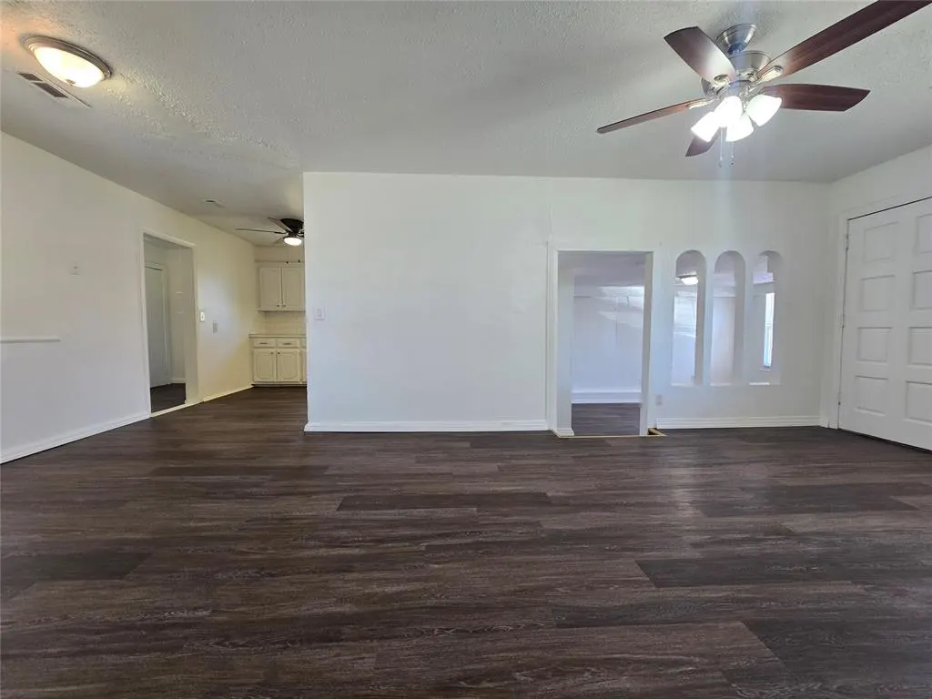 Photo 7 — 2106 N Aydelotte Avenue, Shawnee, OK 74804