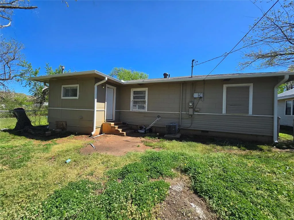 Photo 27 — 2106 N Aydelotte Avenue, Shawnee, OK 74804