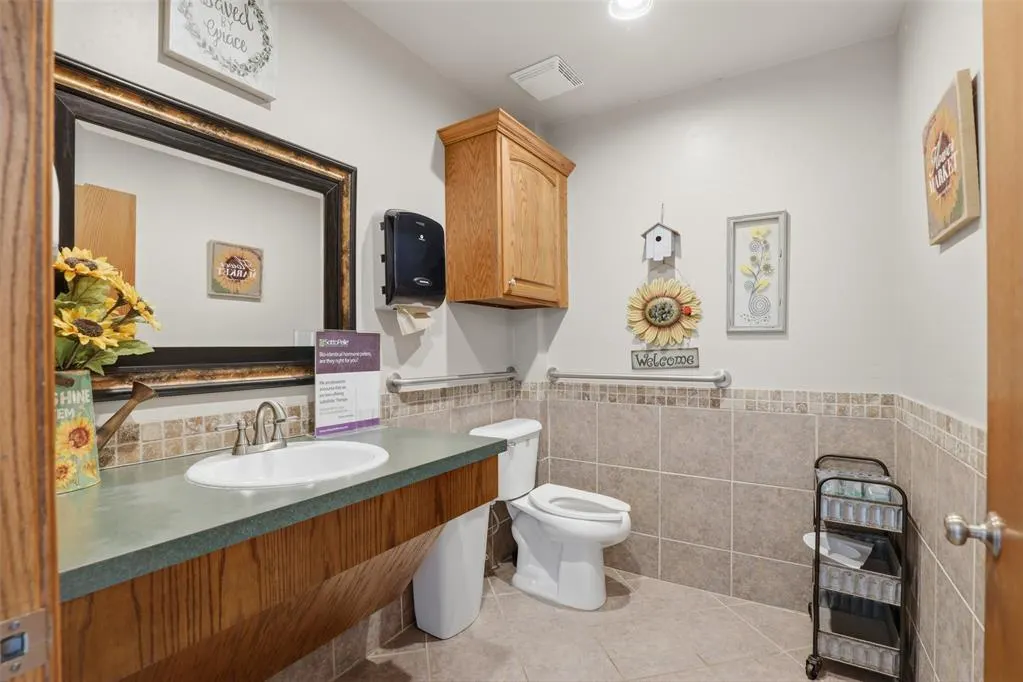 Photo 13 — 100 NW 16th Street, Newcastle, OK 73065