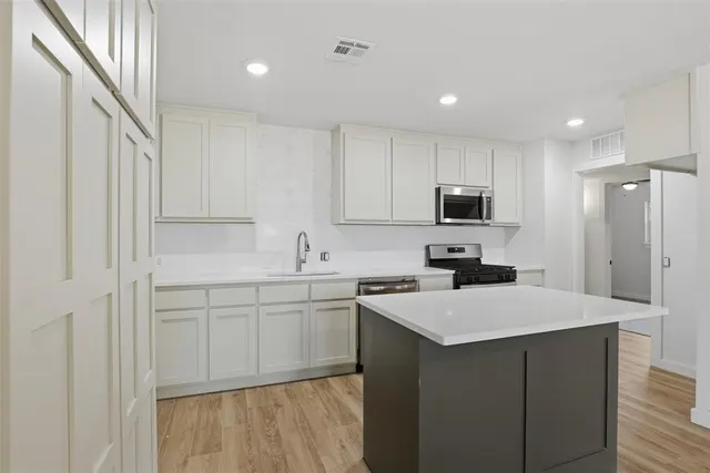 Photo 4 — 3017 NE Cimarron Trail, Lawton, OK 73507