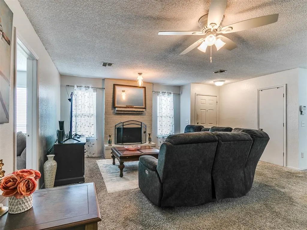 Photo 17 — 317 SW 92nd Street, Oklahoma City, OK 73139