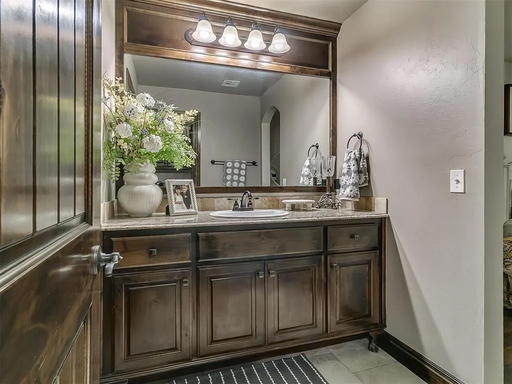 Photo 23 — 5808 Lindhurst Road, Edmond, OK 73034