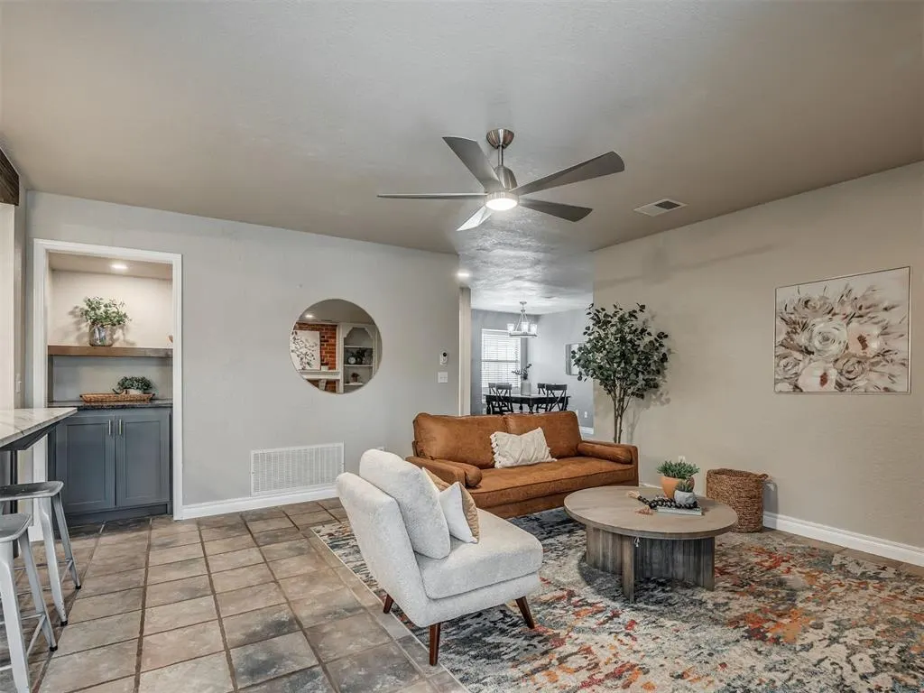 Photo 9 — 3108 SW 95th Street, Oklahoma City, OK 73159