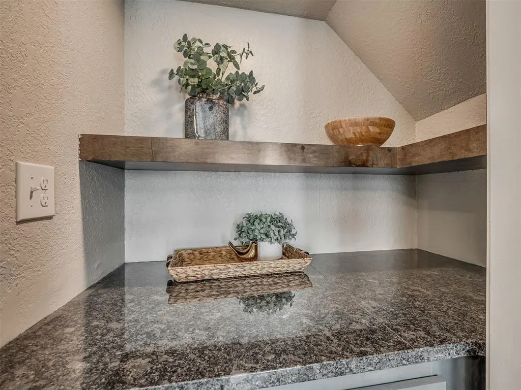 Photo 11 — 3108 SW 95th Street, Oklahoma City, OK 73159