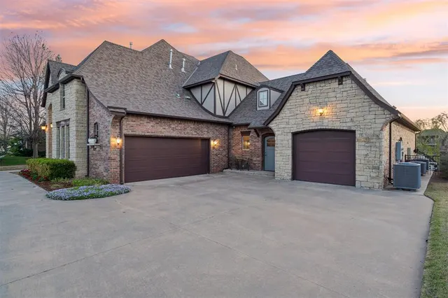 Photo 5 — 13609 Cascata Strada, Oklahoma City, OK 73170