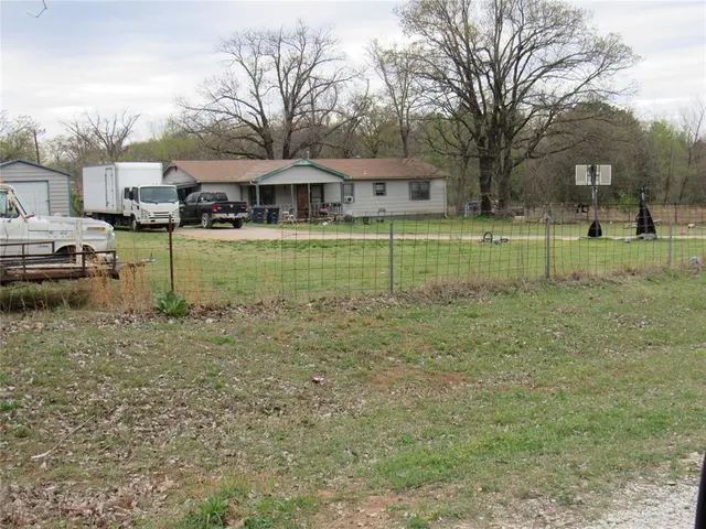Photo 3 — 3 Clearpond Lane, Shawnee, OK 74801