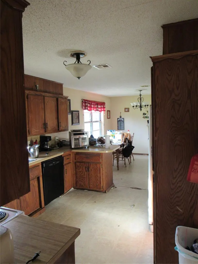 Photo 15 — 3 Clearpond Lane, Shawnee, OK 74801
